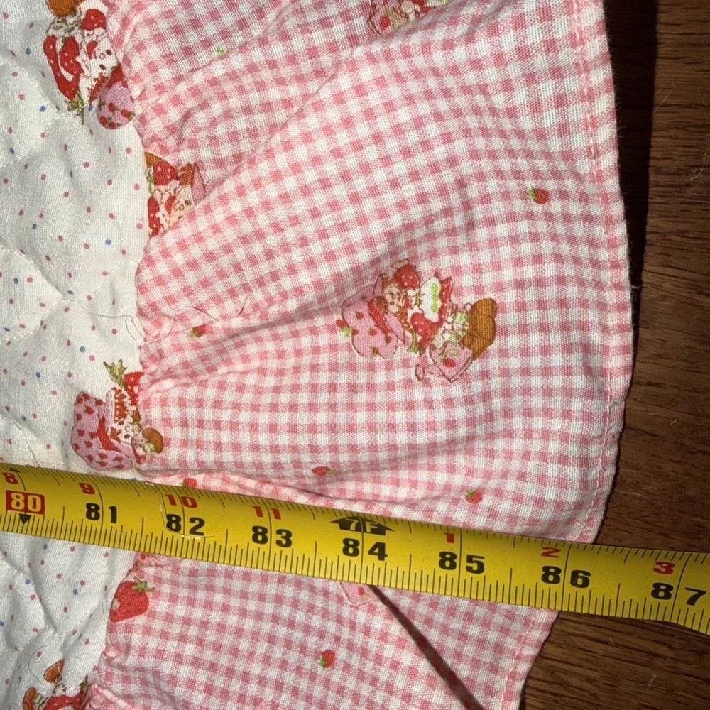 VTG 80s Strawberry Shortcake Twin Bed Topper 80x56